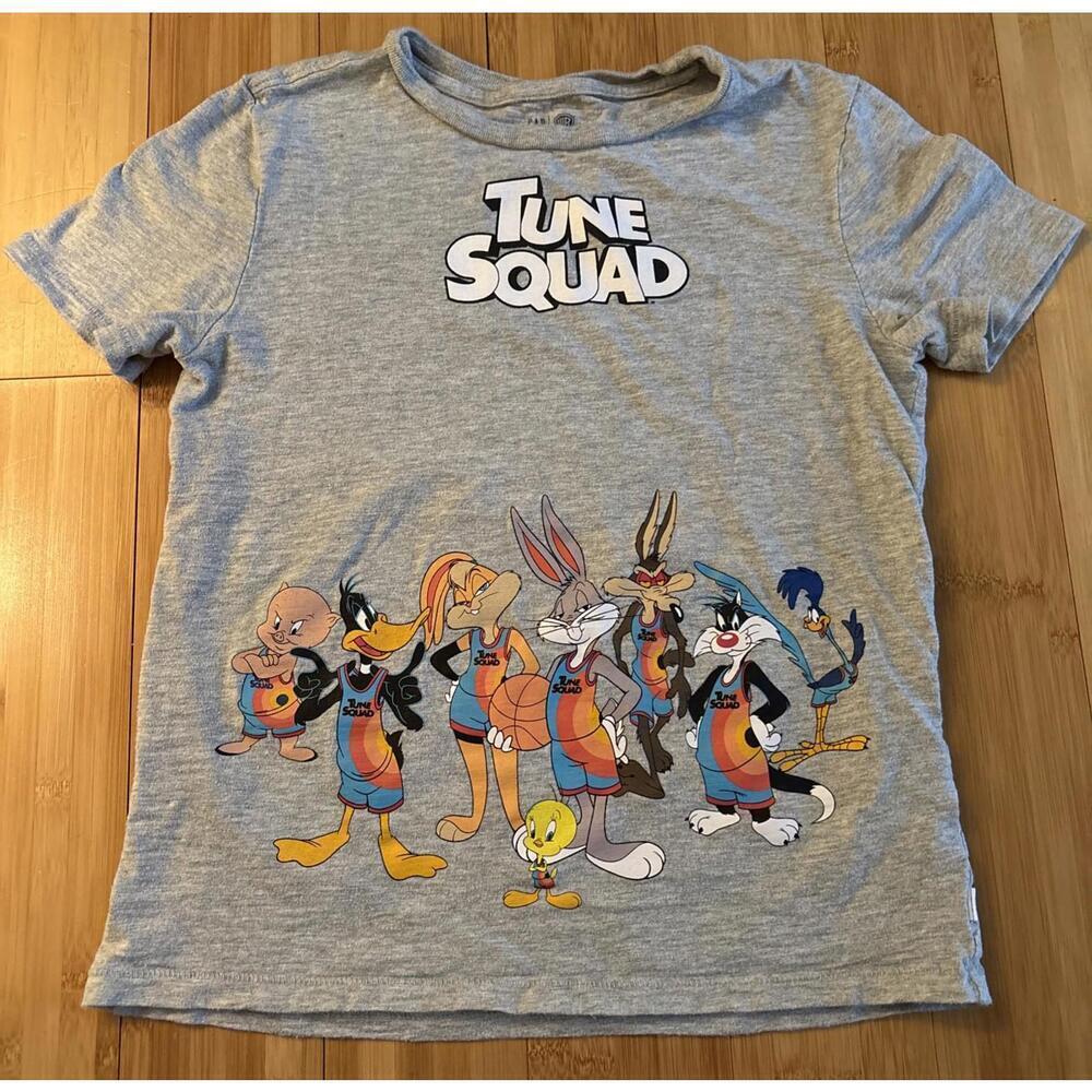 Baby Gap Warner Bros. tune squad basketball tee SIZE Large Looney Tunes